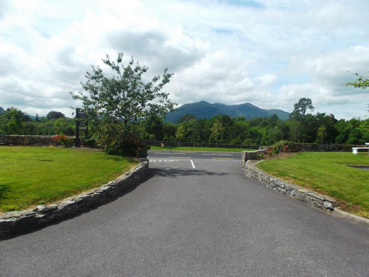 No 1 Killarney Holiday Village Vacation Home Room photo